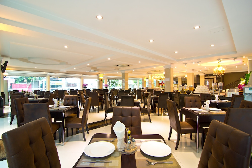 Lk Mantra Pura Resort 50/65
