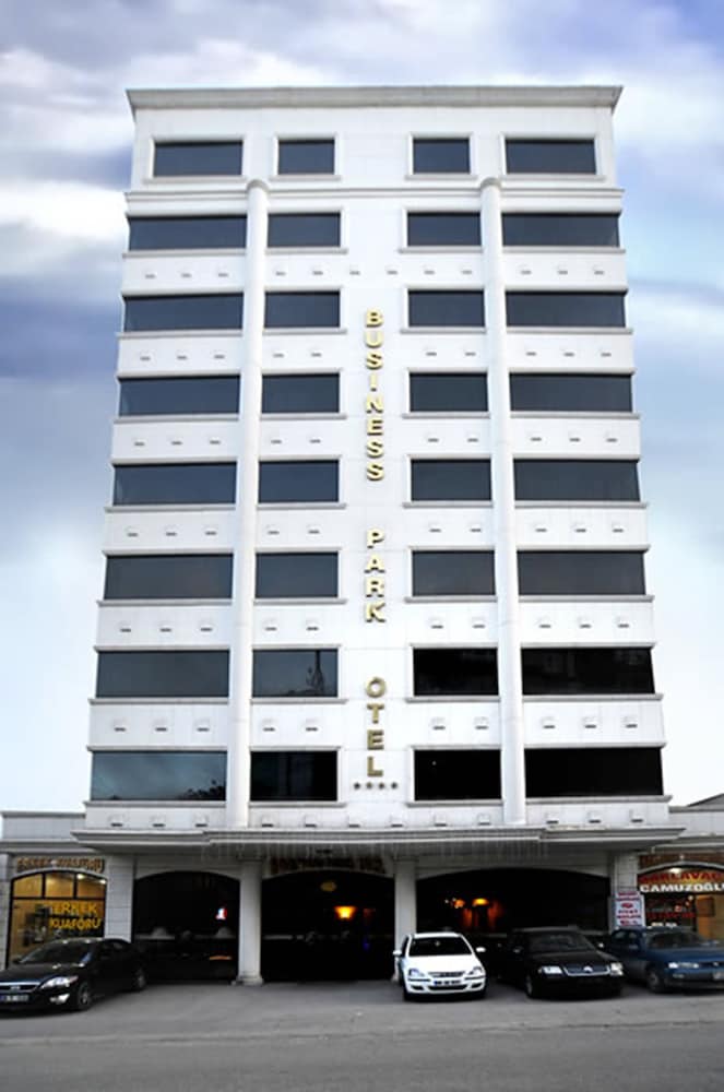 Business Park Otel 2/67