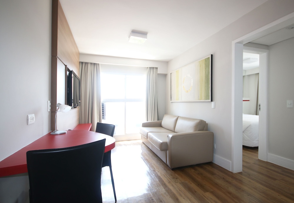 Ez Aclimação Hotel 78/100