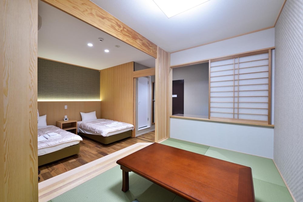 Hotel Hanakomichi 54/63