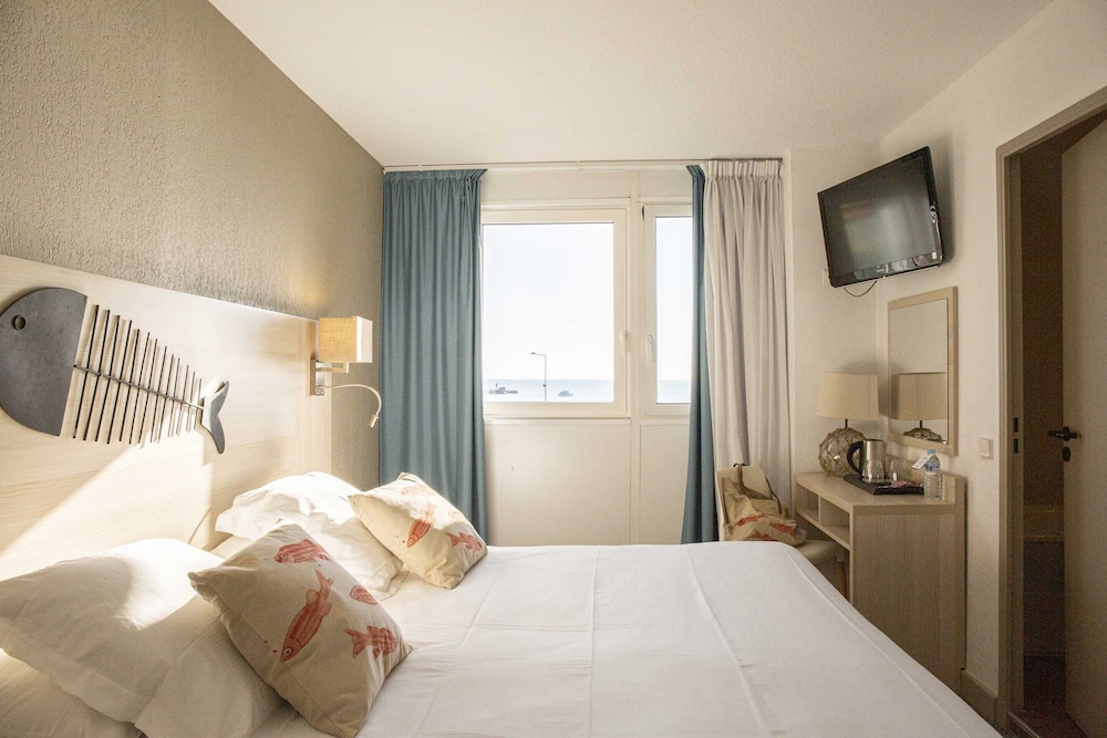 Comfort, Queen Bed, Sea Side