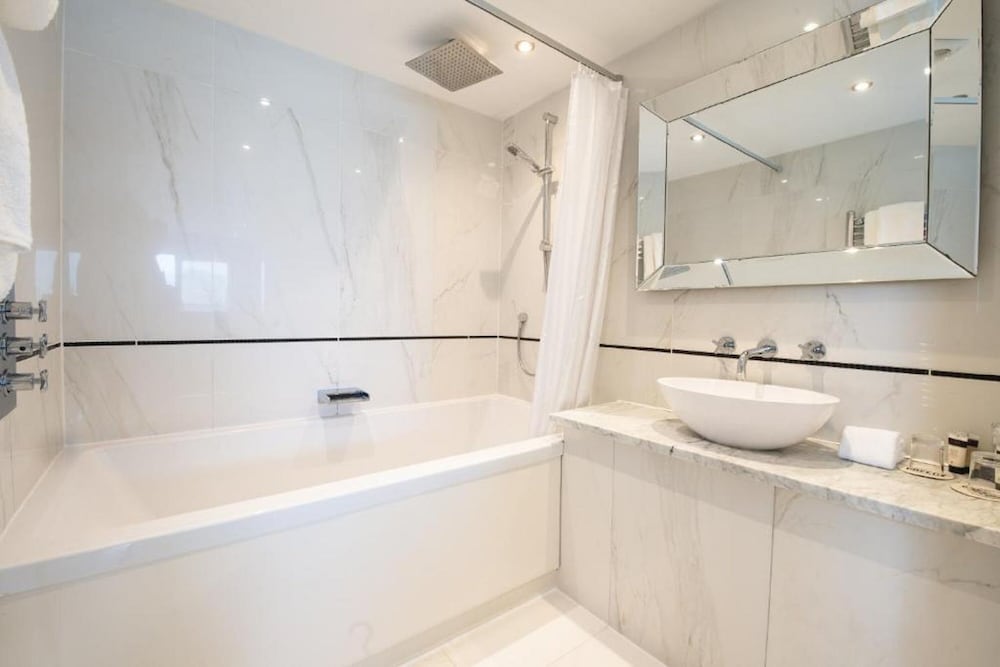 Fistral Beach Hotel And Spa Adults Only 97/99