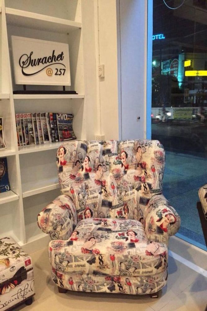 Surachet At 257 Boutique House 48/57