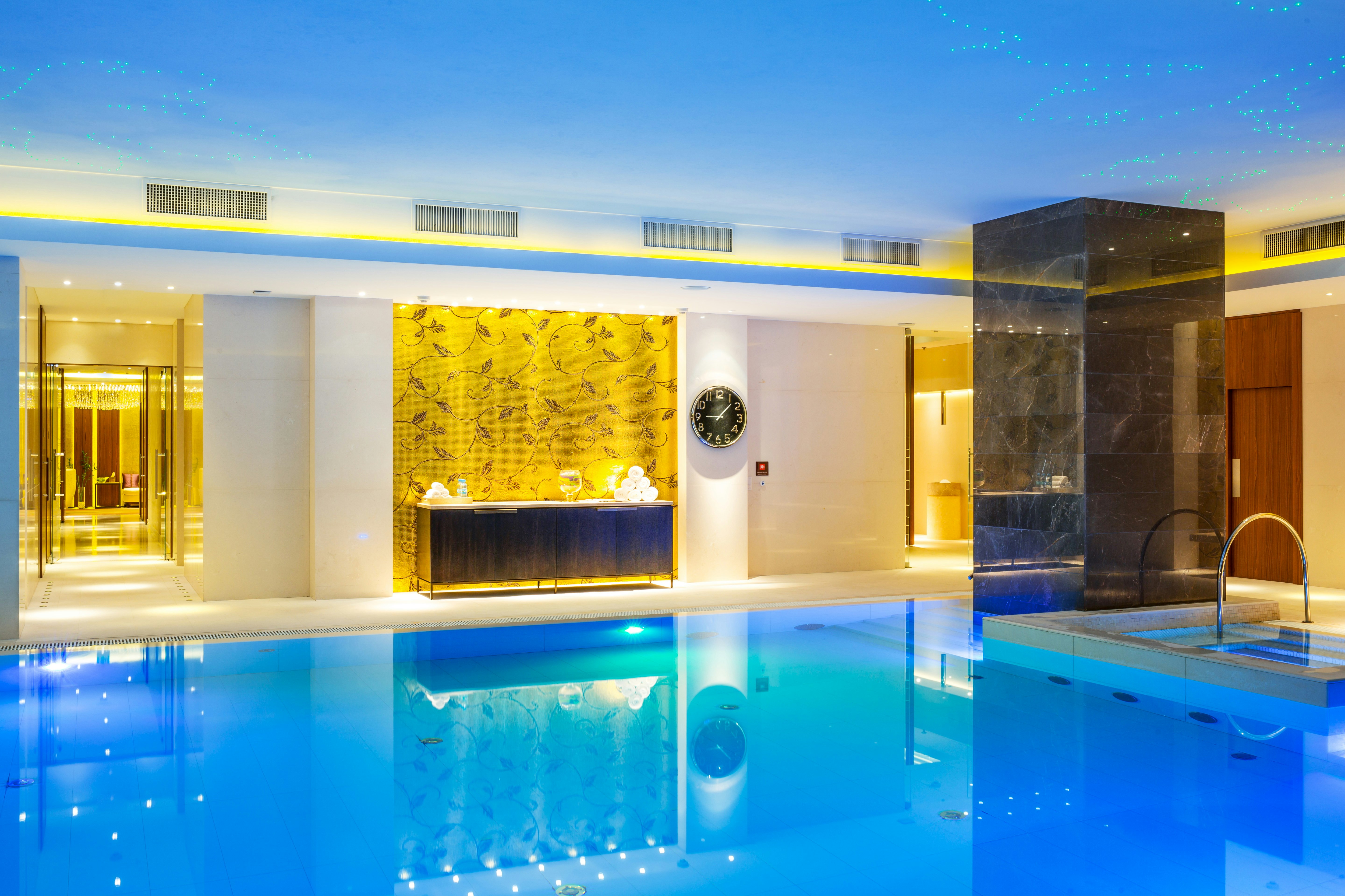 Hilton Kyiv 37/70