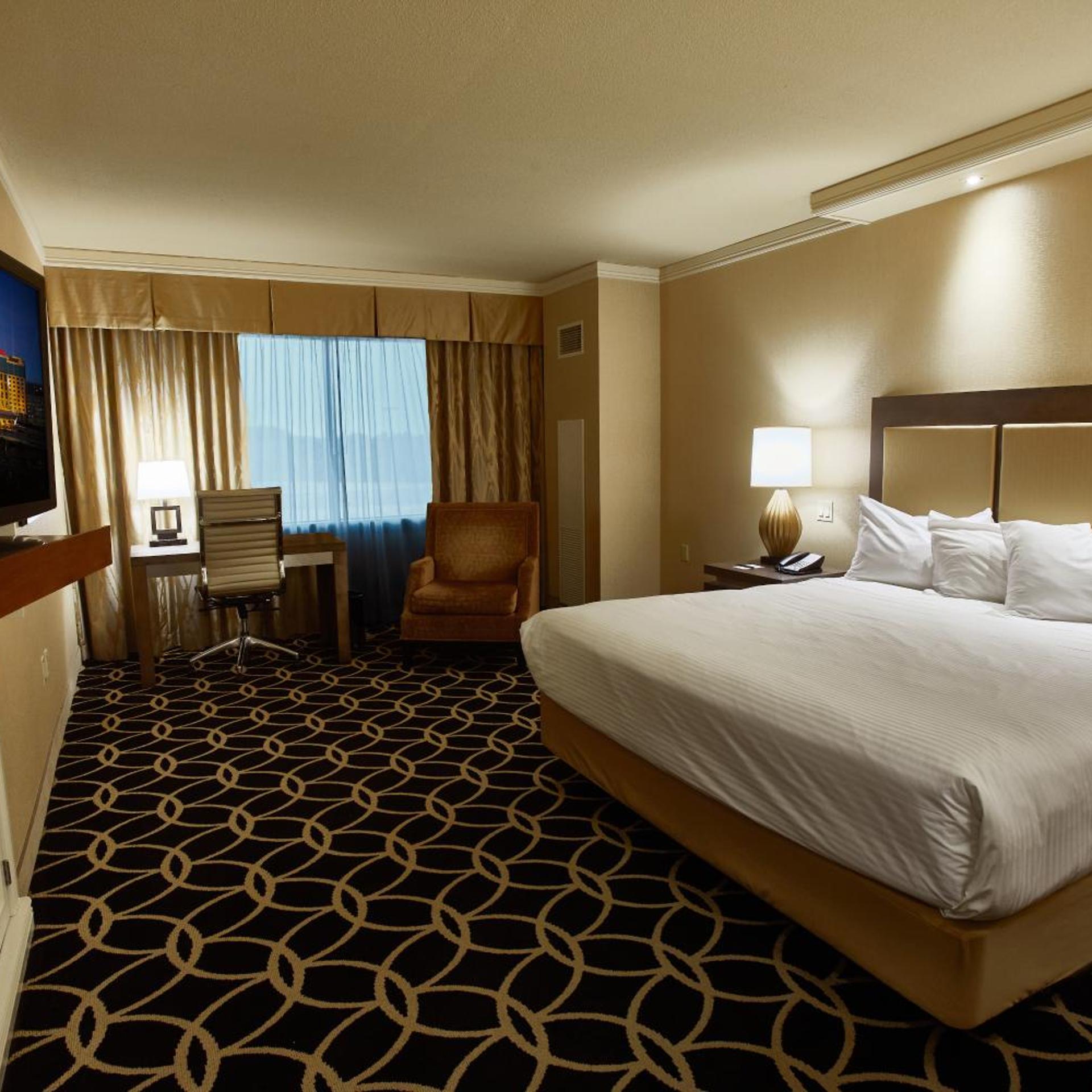 Premium, King Bed