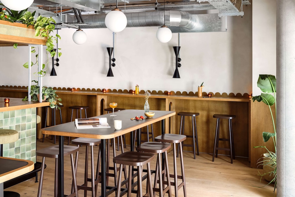 Hyatt Centric Cambridge 34/48