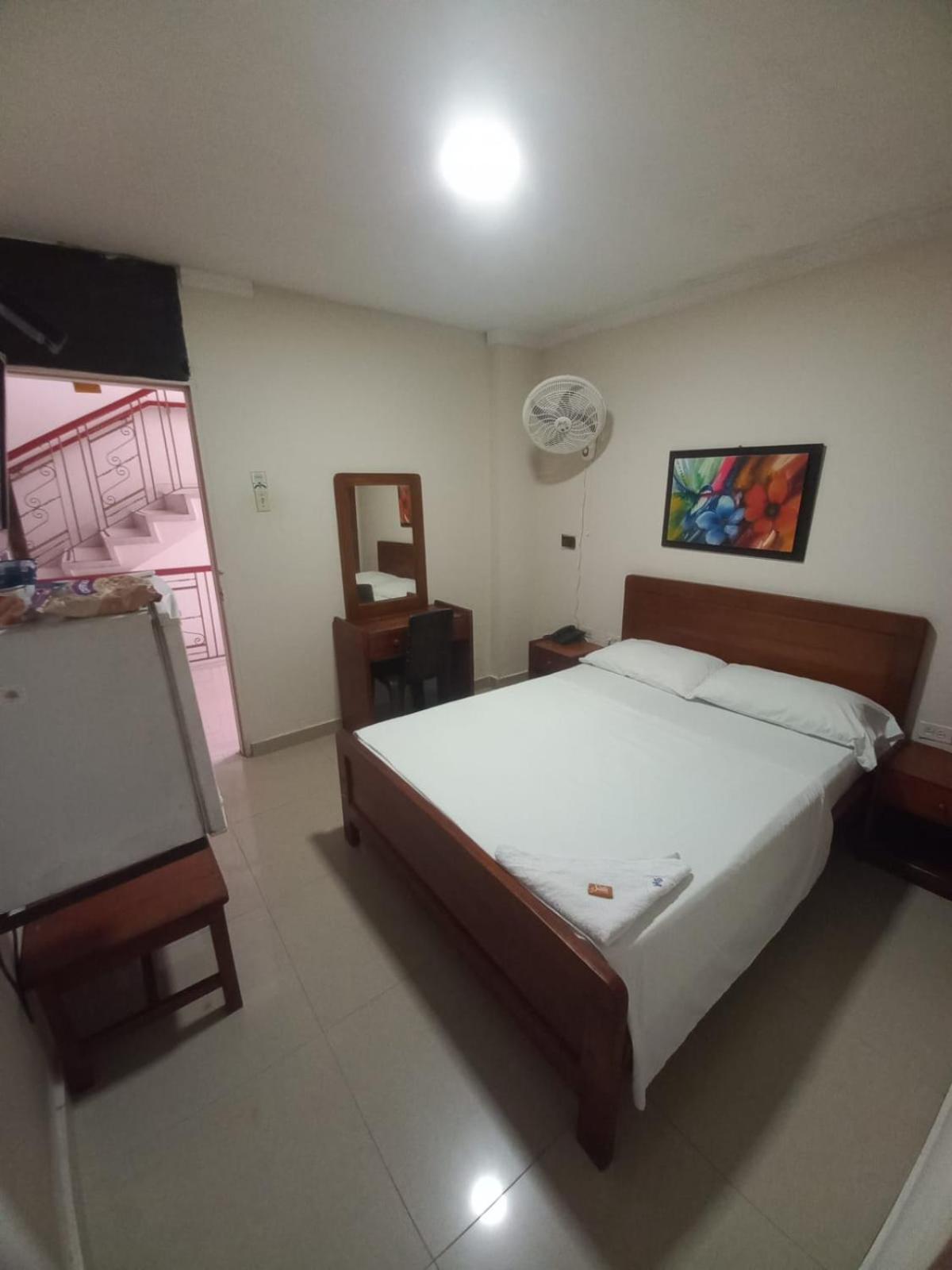 Granada Inn 24/55