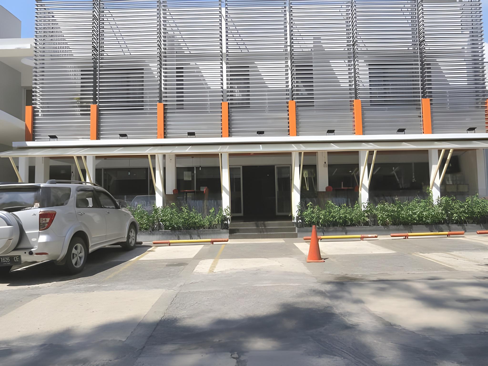 Anggrek Gandasari Hotel 25/34