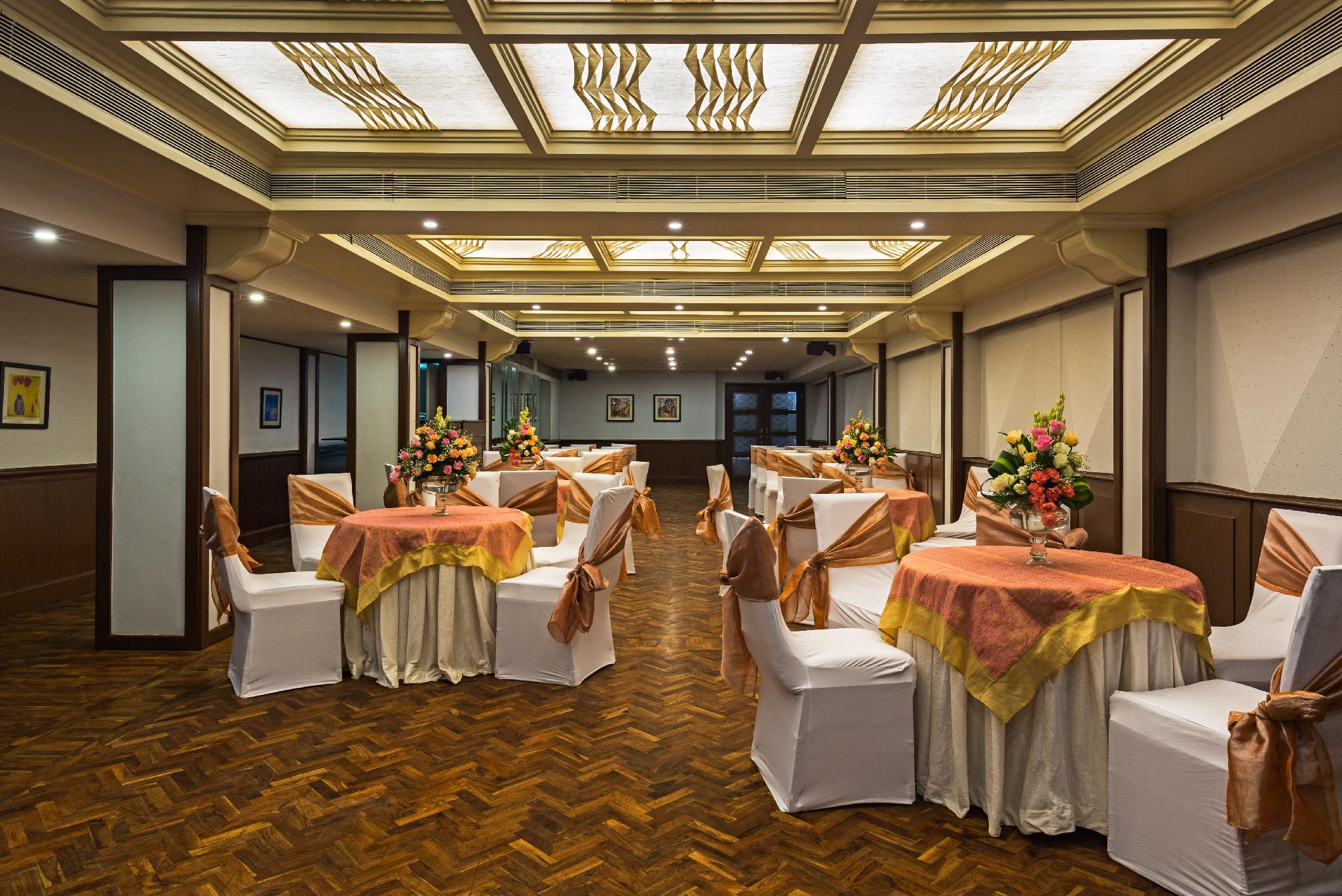Hotel Crystal Palace Meerut 16/29