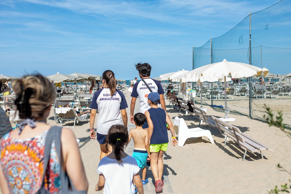 Family Hotel Pinetina Mare 38/50