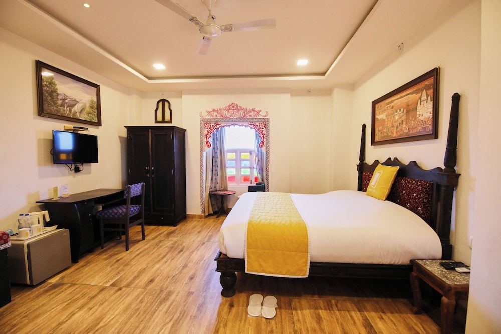 Bloom Boutique Udaipur (Lake Pichola) 16/50