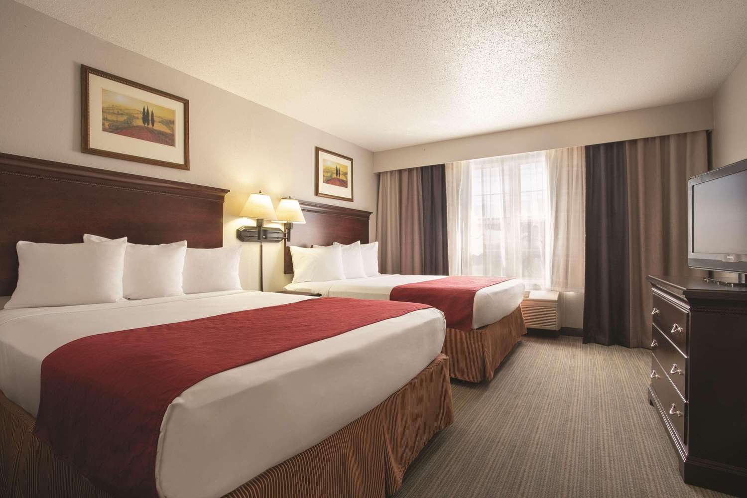 Country Inn & Suites by Radisson, Moline Airport 12/28