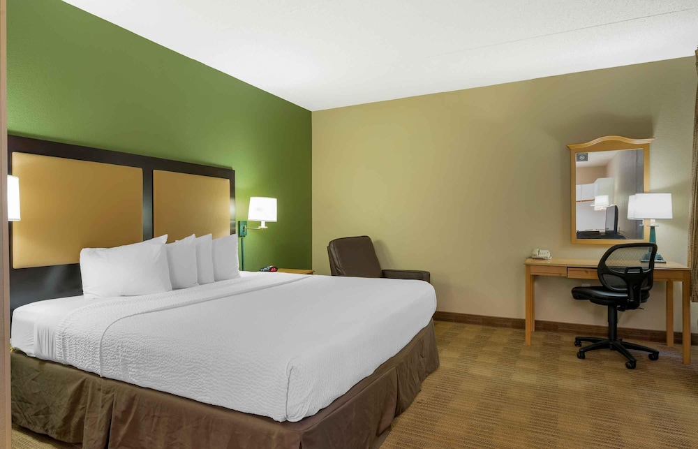 Extended Stay America Suites Orange County Cypress 19/62