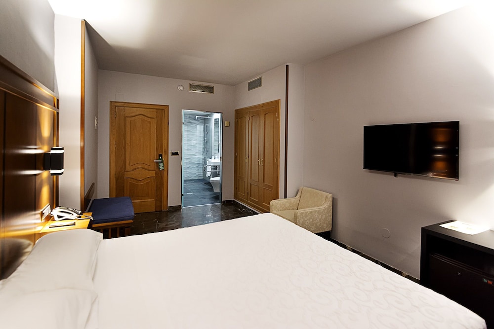 Hotel Condestable Iranzo 20/89