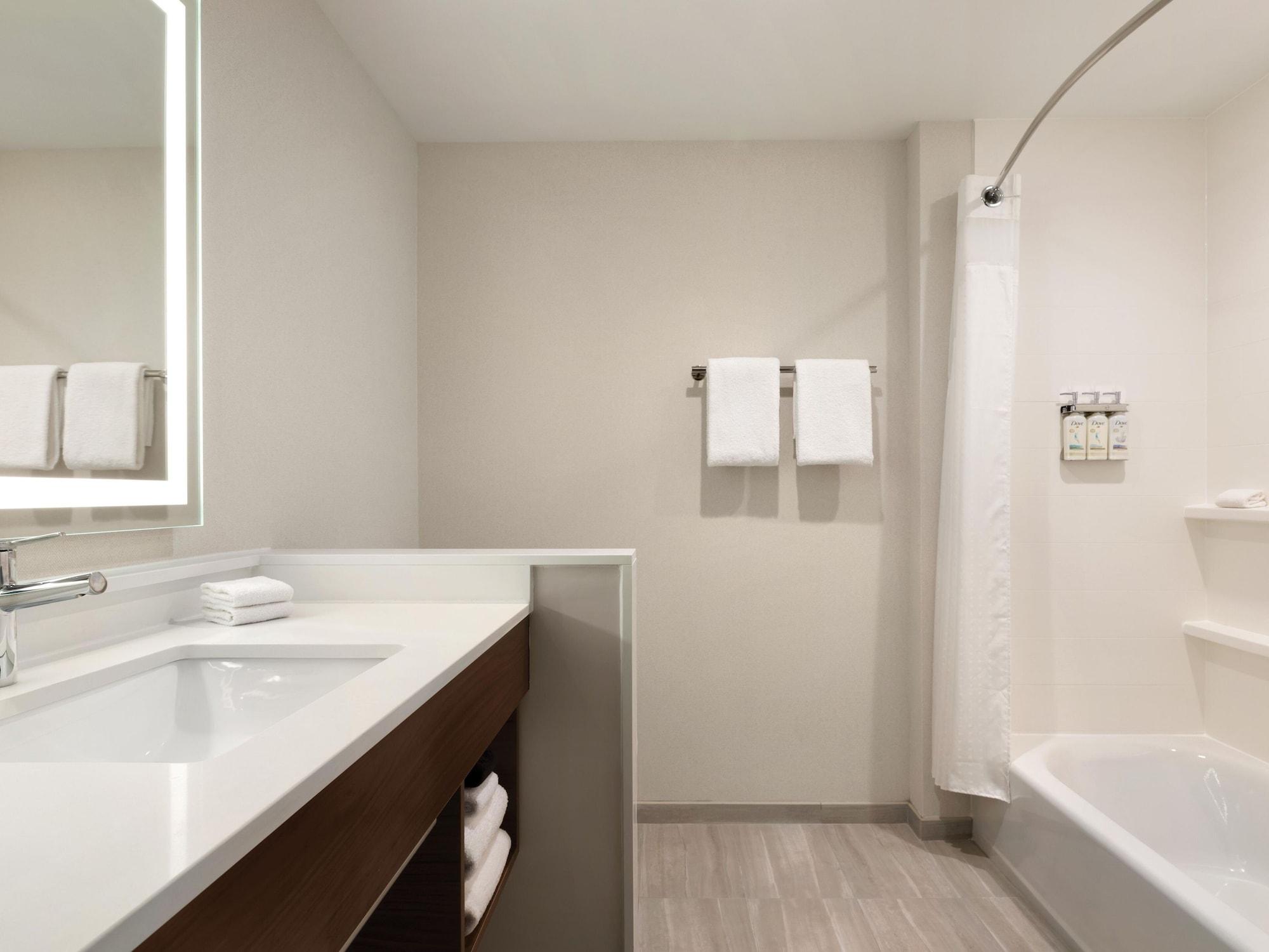Suite, Multiple Beds, Accessible