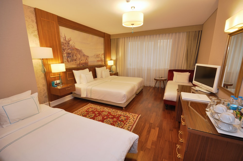 1 BEDROOM, FAMILY