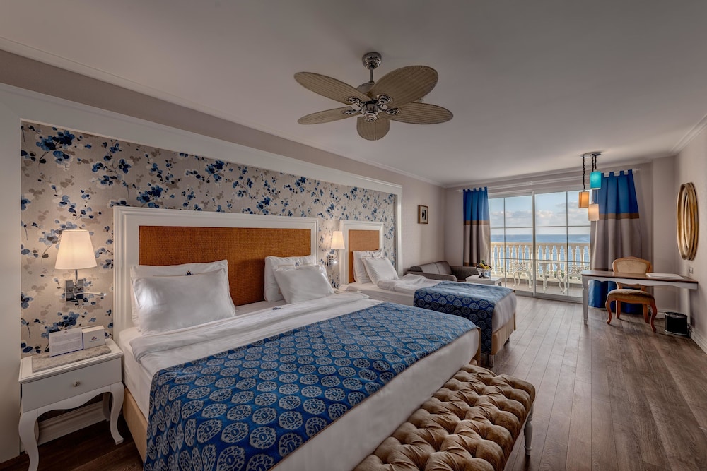 Rubi Platinum Spa Resort and Suites 26/72