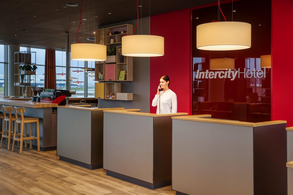 IntercityHotel Amsterdam Airport 7/60