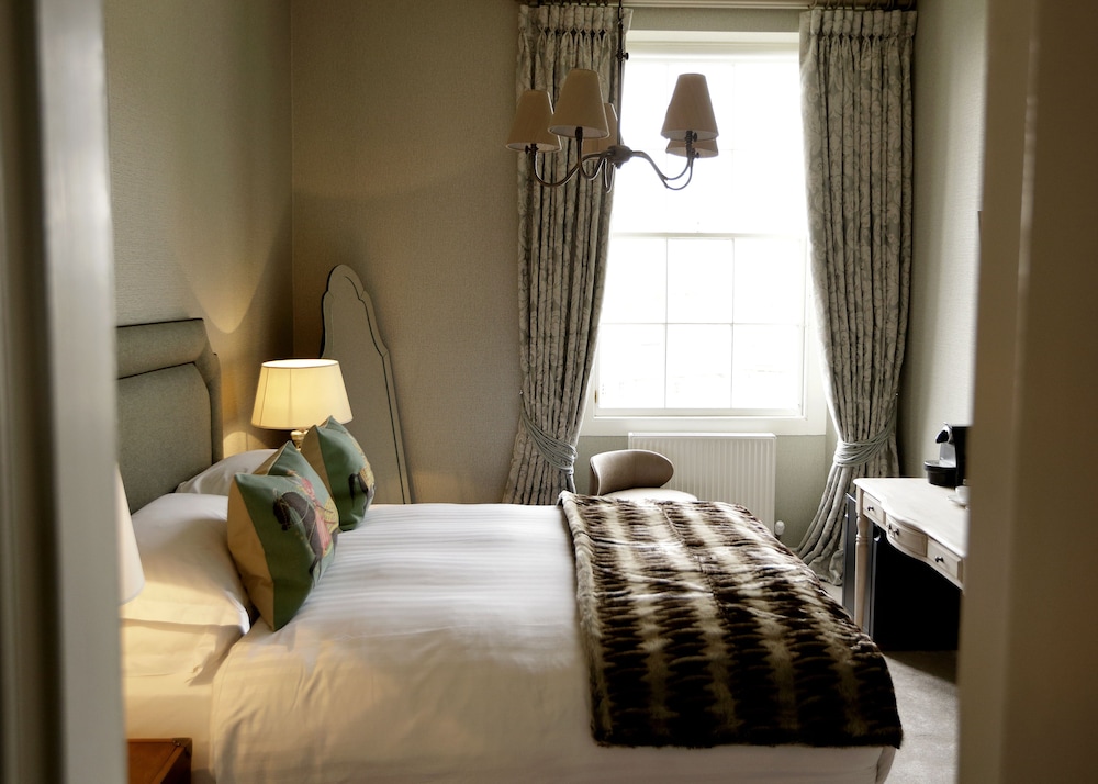 Nira Caledonia Hotel 50/69