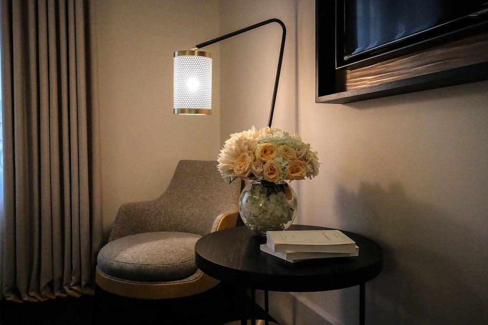 Hotel Montalembert 44/62
