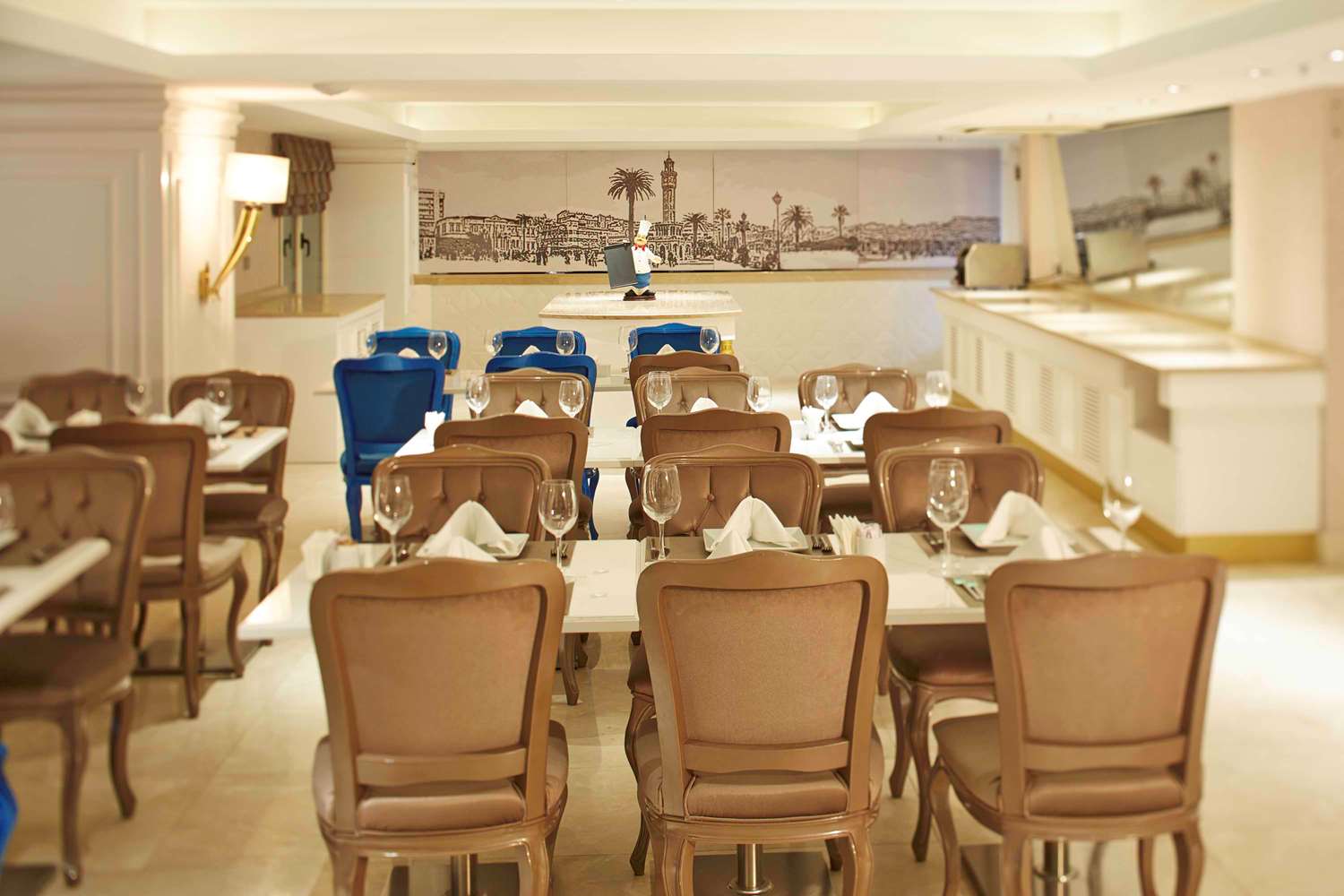 Doubletree By Hilton Hotel Izmir Alsancak 47/58
