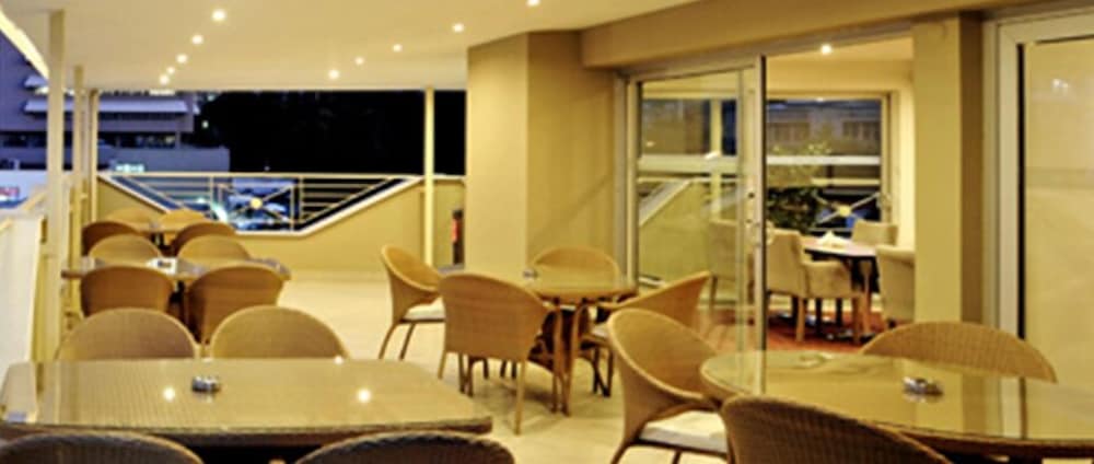 KARDES HOTEL 41/68