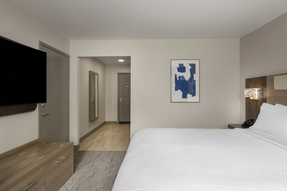 Standard, King Bed, Accessible