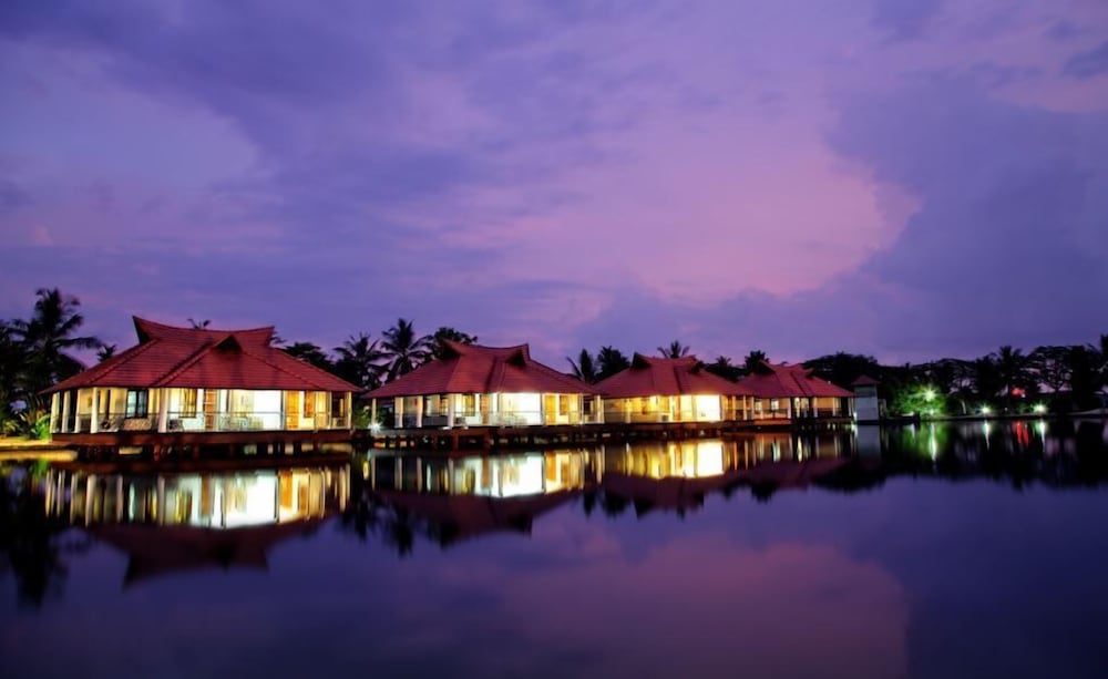 Sterling Lake Palace Alleppey. 3/58
