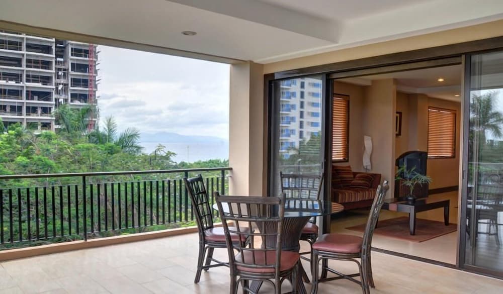Coralpoint Gardens 40/54