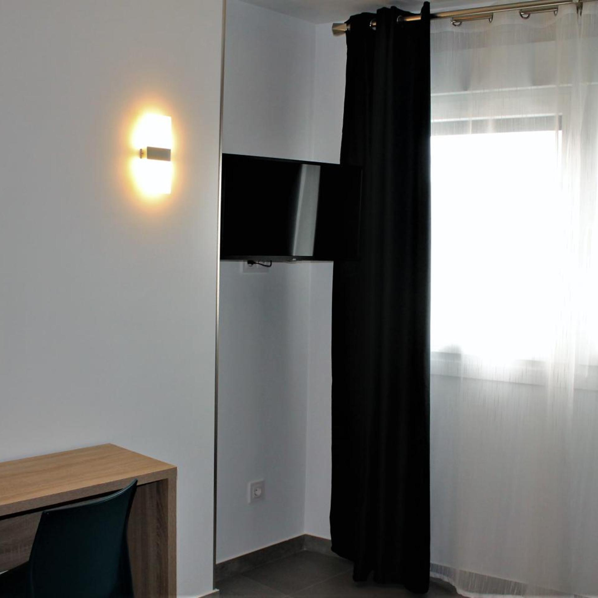 Hotel Hollywood 43/58