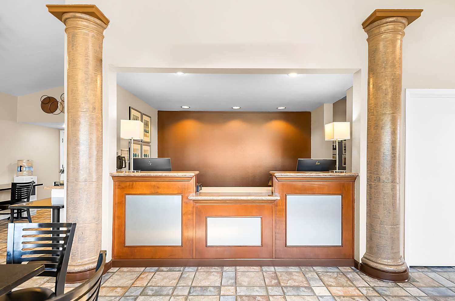 SureStay Plus Hotel by Best Western San Jose Central City 2/9
