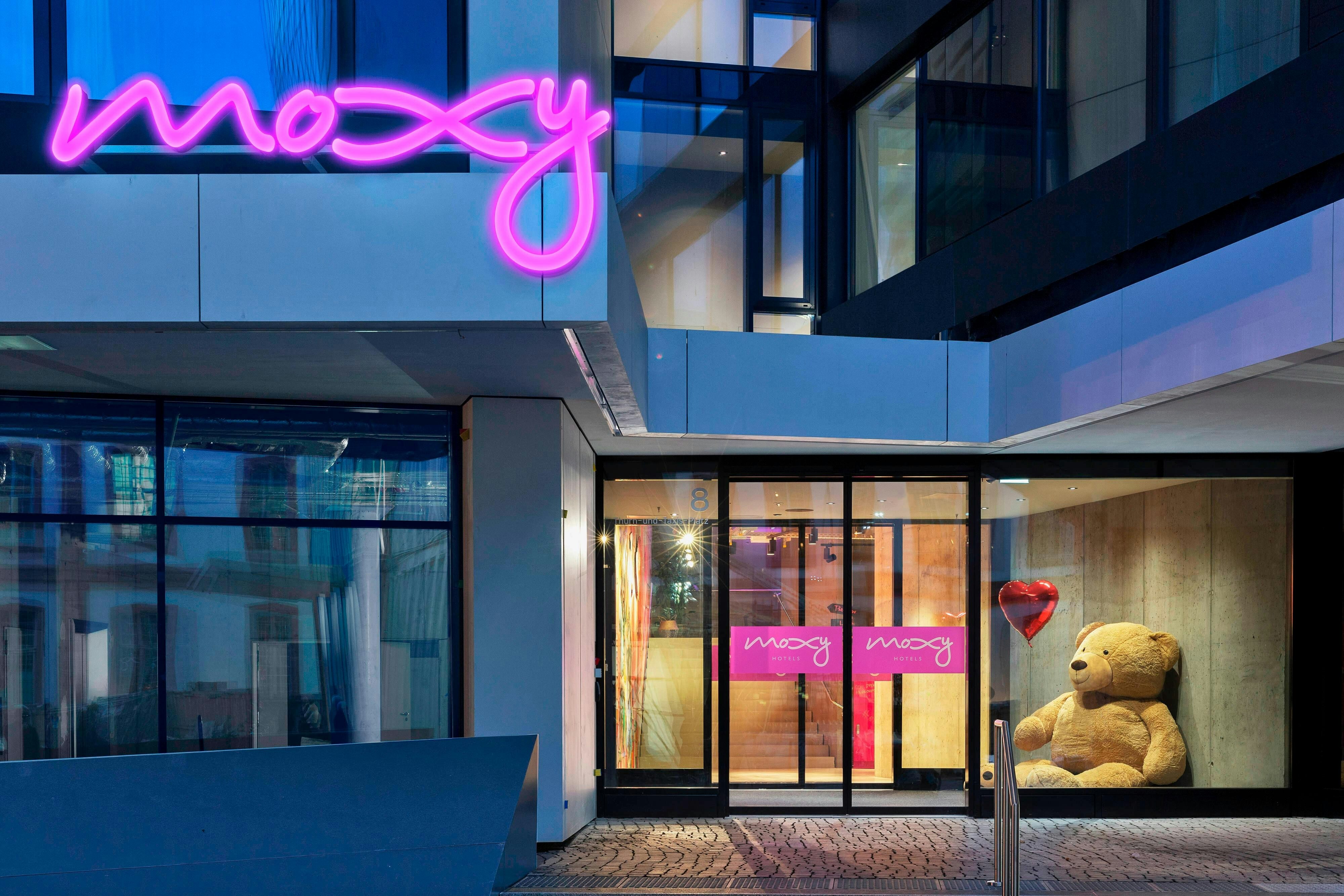 MOXY FRANKFURT CITY CENTER 3/45