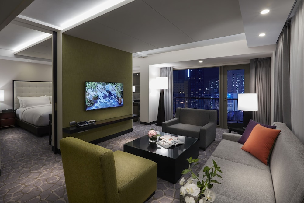 Paradise Hotel Busan 43/75