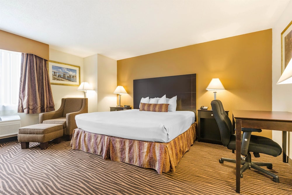 Best Western Des Plaines Inn 14/36