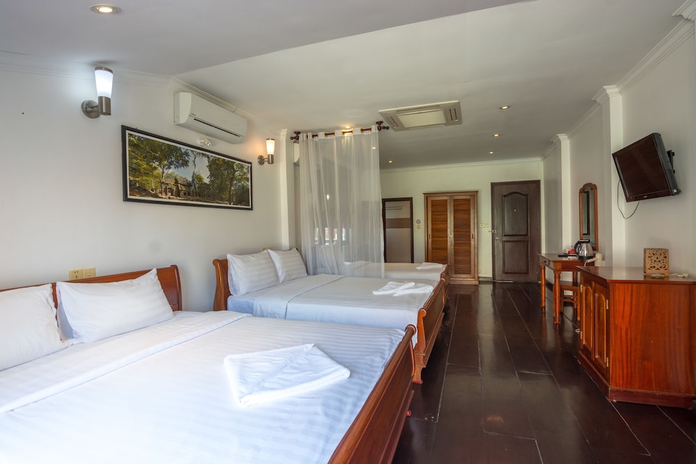 Neth Socheata Hotel 34/75