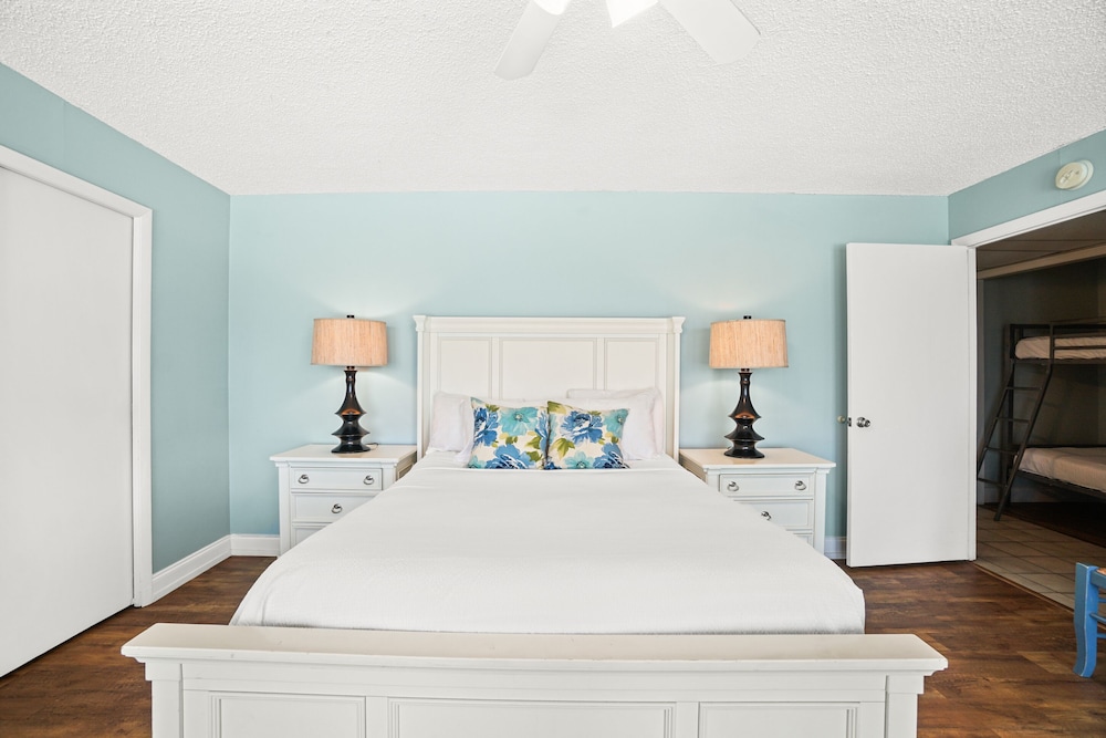 Moondrifter By Panhandle Getaways 10/36