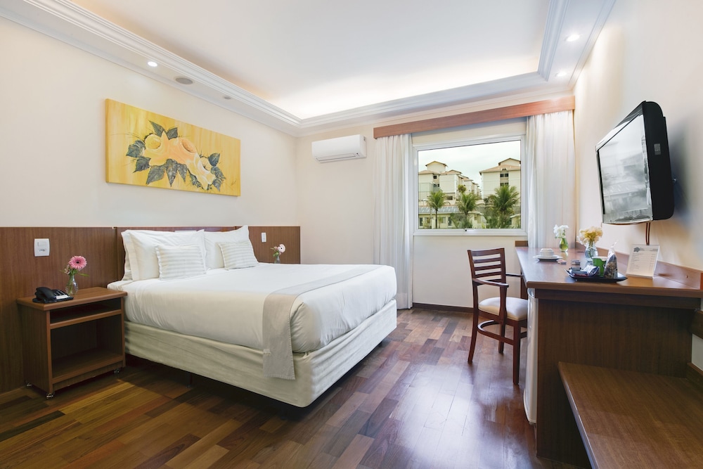 Vinhedo Plaza Hotel 25/75