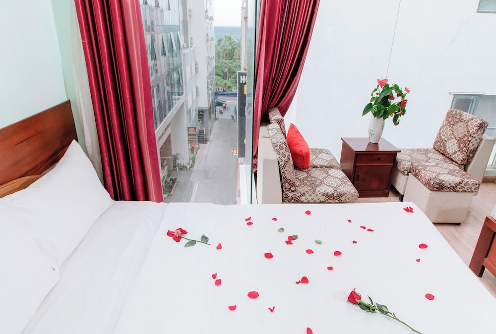 Art Deluxe Hotel 42/60