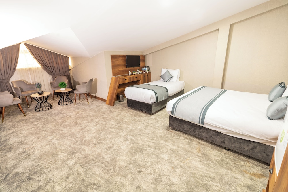 family suite