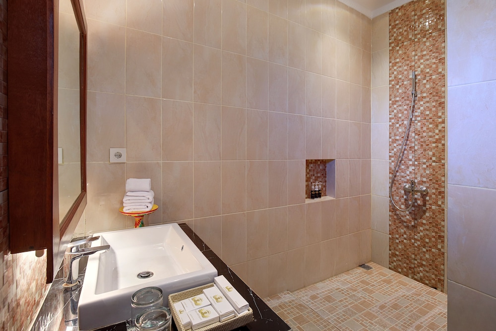 Kubu Gwk Resort 35/36