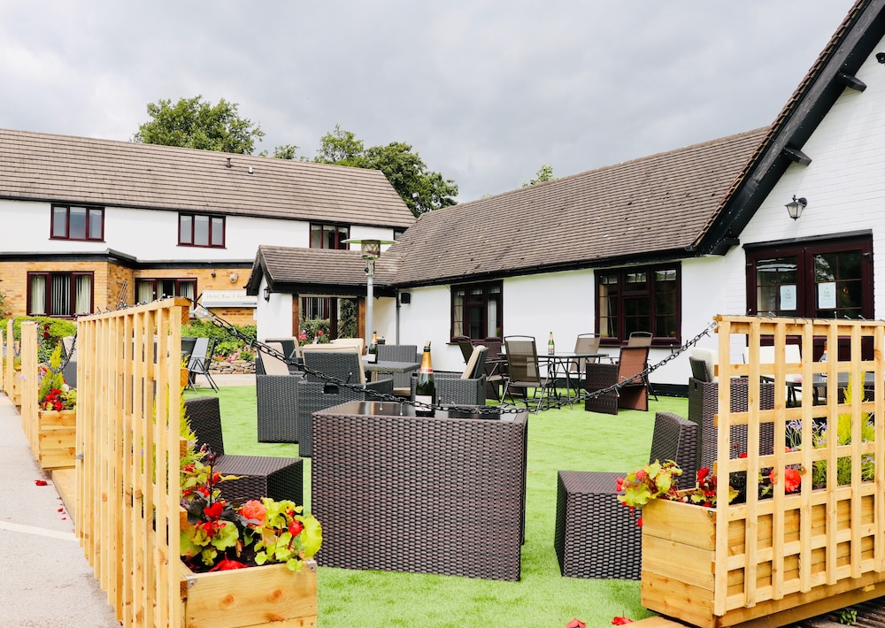 The Boars Head Hotel 40/49