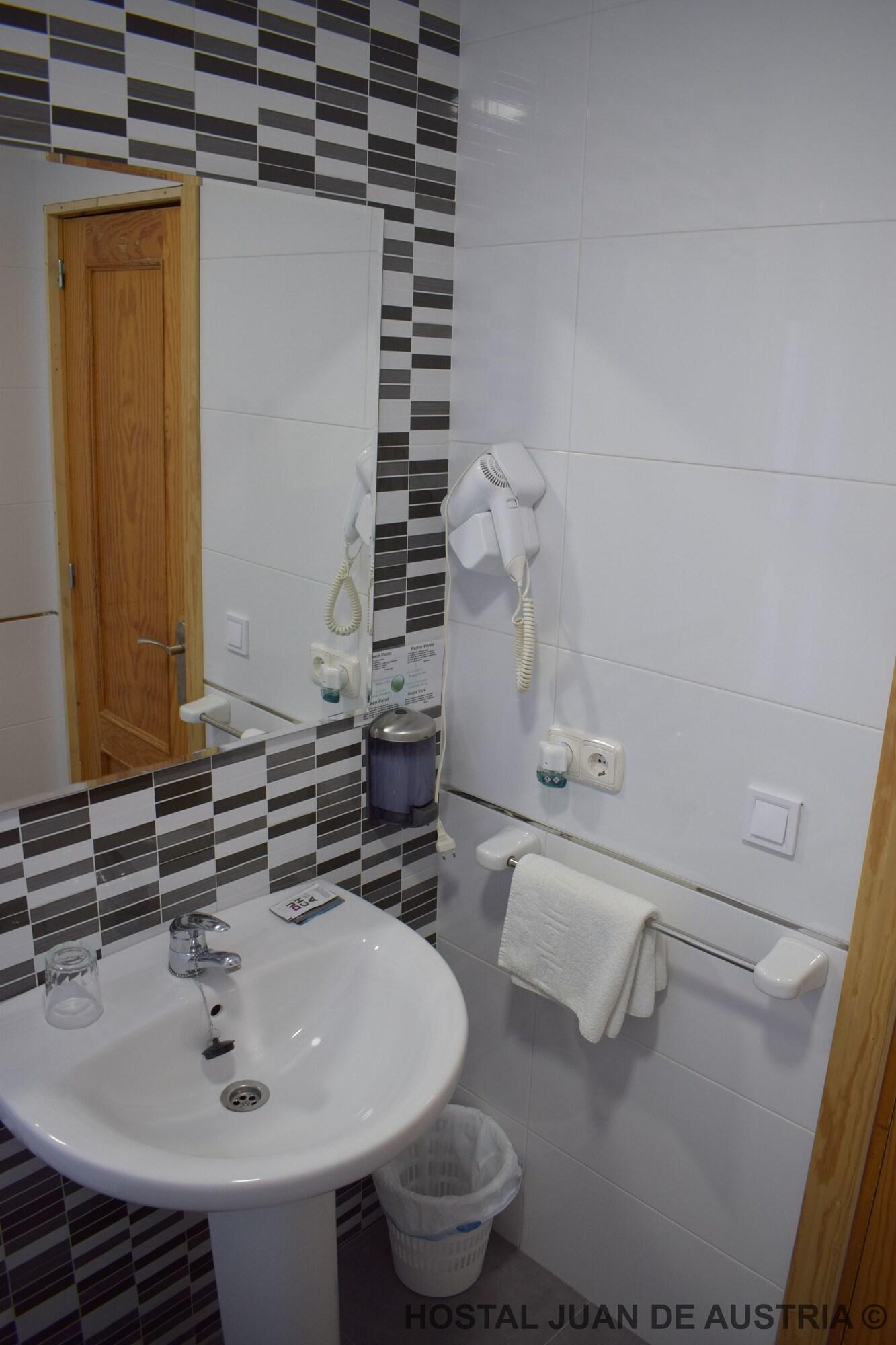 Hostal Juan De Austria 46/50