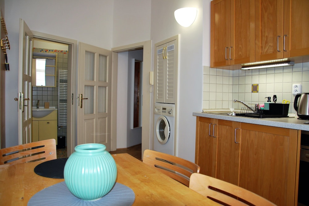White Swan Boutique Apartments 33/58