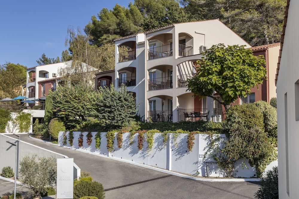 Le Club Mougins 39/50