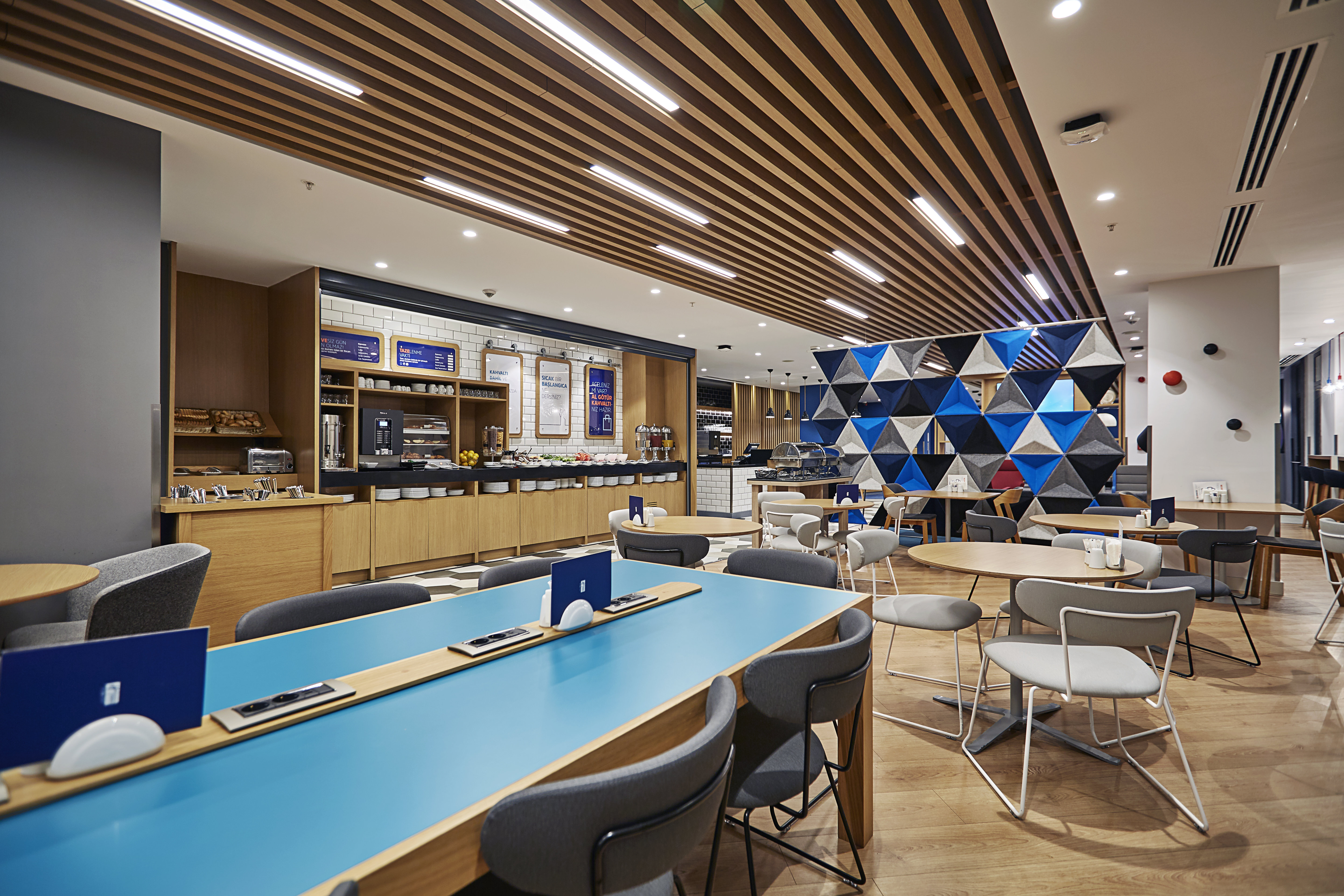 HOLIDAY INN EXPRESS ISTANBUL - ATAKOY METRO 29/42