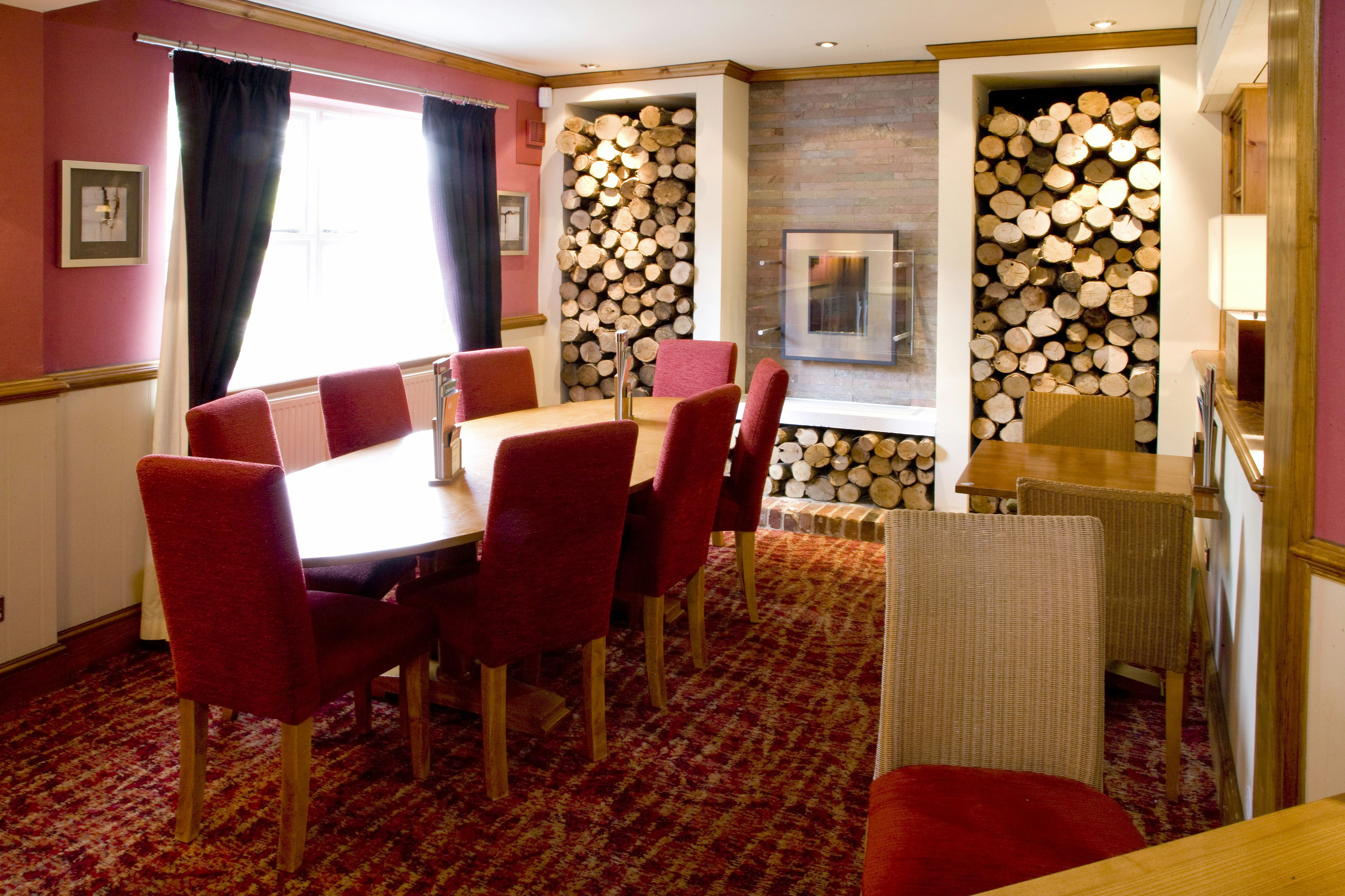 Premier Inn London Romford (Mercury Gardens) 32/37