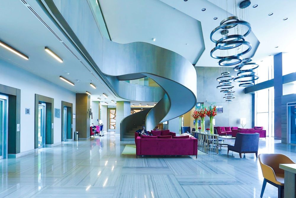 RADISSON BLU HOTEL, ABIDJAN AIRPORT 7/74