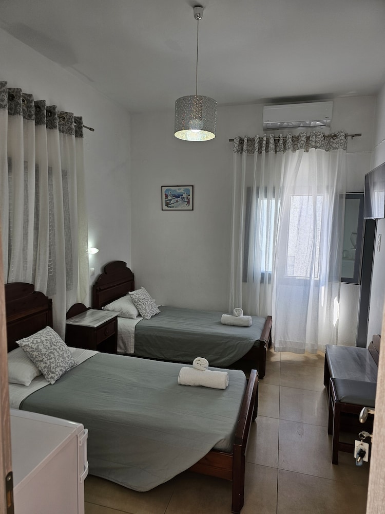 Leta Santorini 30/50