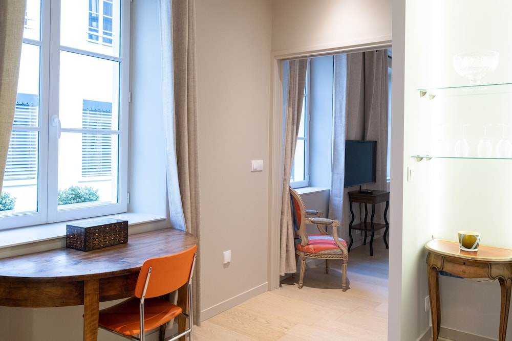 Mhl - Maison Hotel Lyon 27/50
