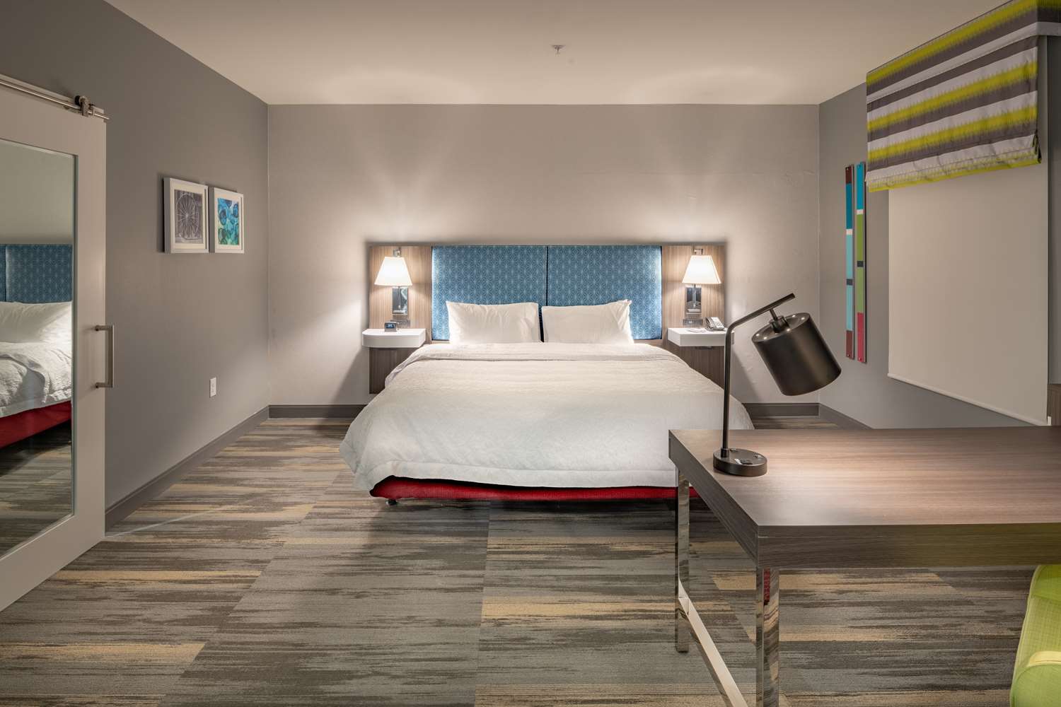 STUDIO, SUITE, KING BED